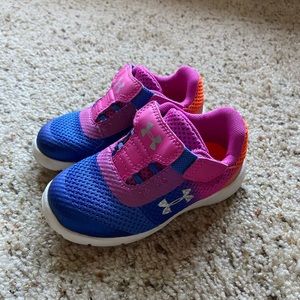 Toddler girl under armor sneakers